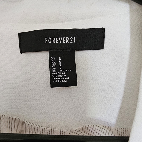 White Blazer - Picture 4 of 5